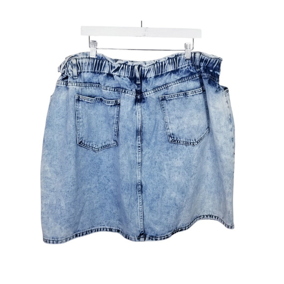 *NEW* CITY CHIC Cali Denim Skirt Light Denim Size 24 NWT - Picture 5 of 9